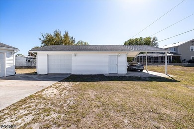 Rare opportunity to own a beautifully updated pool home with - photo 38