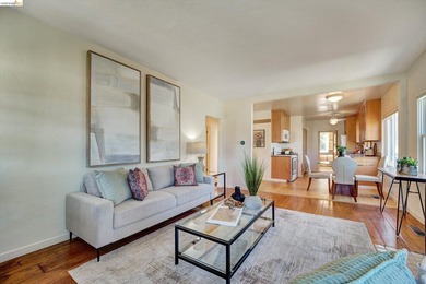 Welcome to 4080 Kuhnle Ave, a warm and inviting Oakland home - photo 2