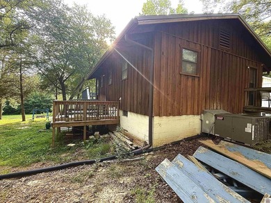 Enjoy the best of lake living at 132 Mermie Road in Hardin, KY! - photo 8