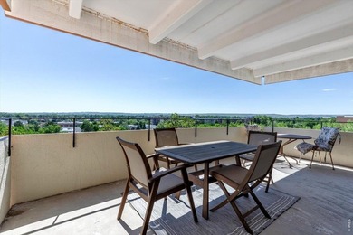 Don't miss this rare opportunity to own a sunny 6th-floor end - photo 17