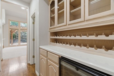 Nestled on a quiet cul-de-sac in the highly sought after - photo 20