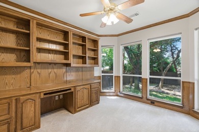 Nestled on a quiet cul-de-sac in the highly sought after - photo 21