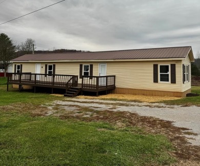 Lake Home For Sale in Sparta, Tennessee