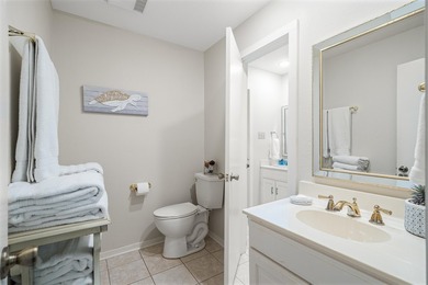 Stunning LAKEFRONT 4BD-3.5BA home privately nestled on a - photo 23