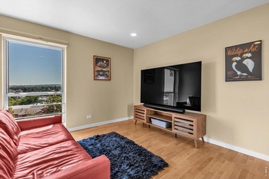 Don't miss this rare opportunity to own a sunny 6th-floor end - photo 24