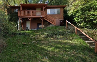 (private lake, pond, creek) Home For Sale in Covington Kentucky