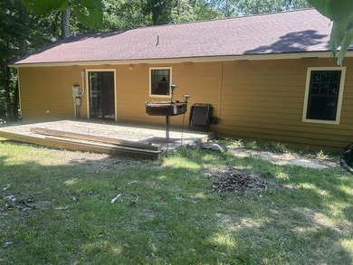 Discover this move-in-ready 3-bedroom, 2-bathroom single-family - photo 39