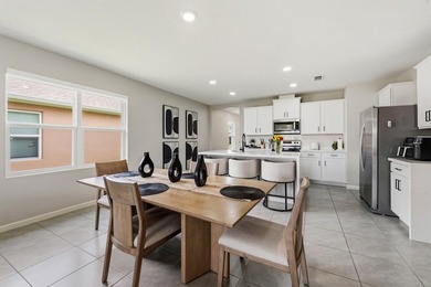Welcome to this upgraded 3-bedroom, 2-bathroom single-family - photo 9