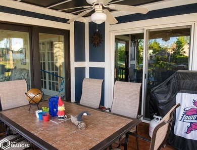 This charming lake cabin retreat at Sun Valley Lake offers the - photo 5