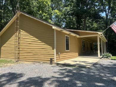 Discover this move-in-ready 3-bedroom, 2-bathroom single-family - photo 47