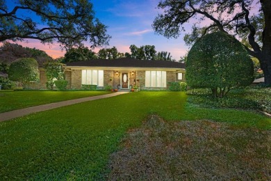 Lake Home For Sale in Fort Worth, Texas