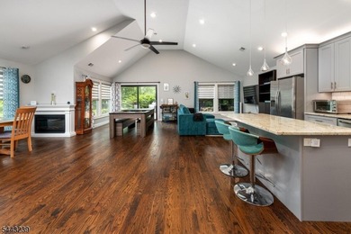 This is the Lakefront ranch you have been waiting for on Upper - photo 10
