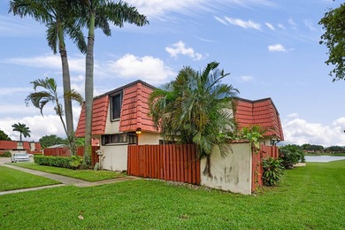 Offered below appraised value, this is an exceptional - photo 1