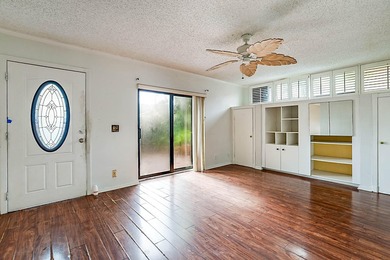 Offered below appraised value, this is an exceptional - photo 2