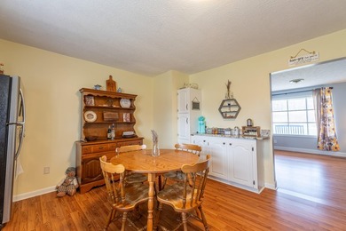 Welcome to this beautifully maintained brick ranch home - photo 15