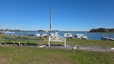 BRING YOUR BOAT AND YOUR SUITCASE, THIS ONE IS TURN-KEY!! HAPPY - photo 19