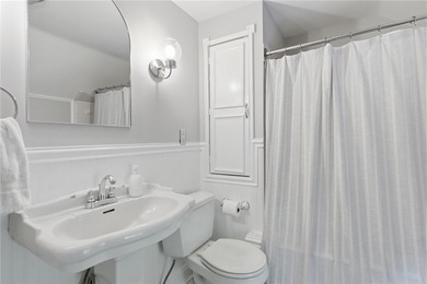 Welcome to this charming Brighton gem perfectly situated in an - photo 22