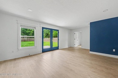 Absolutely adorable recently renovated home in Golf Cart - photo 12