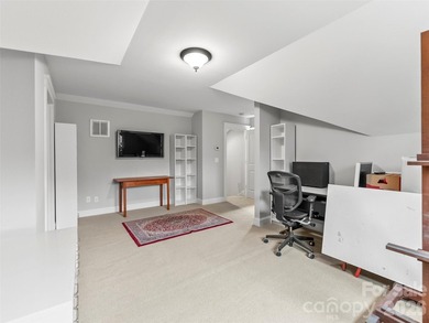 Welcome to 151 Monarch! A meticulously maintained, move in ready - photo 24
