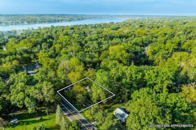 Lake Como- Walworth County Lot For Sale in Lake Geneva Wisconsin