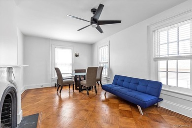 Vacant and Motivated Seller! Totally Renovated From Top to - photo 7