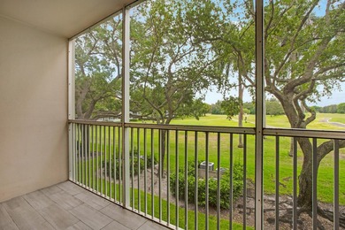Welcome to this beautiful 2-bedroom, 2-bathroom condominium - photo 7