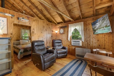 GREAT POND Escape to the lake & unwind in this classic 2BR/1BA - photo 11