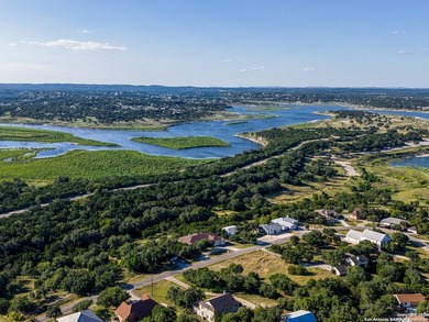 Scenic lot featuring mature oak trees, ideally located just - photo 3