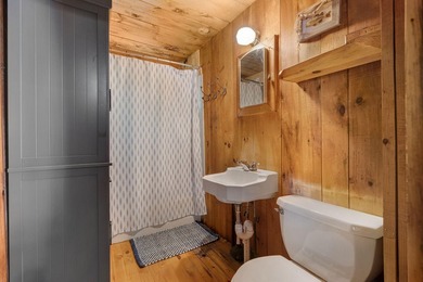 GREAT POND Escape to the lake & unwind in this classic 2BR/1BA - photo 23