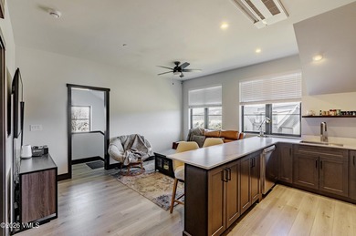 Welcome to 19 Aster Court--where modern design meets effortless - photo 28