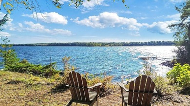 GREAT POND Escape to the lake & unwind in this classic 2BR/1BA - photo 47