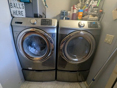 Welcome Home to this Lovely 2 bedroom 2 bath double wide located - photo 12