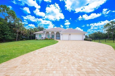 This architectural showpiece of coastal waterfront living - photo 2