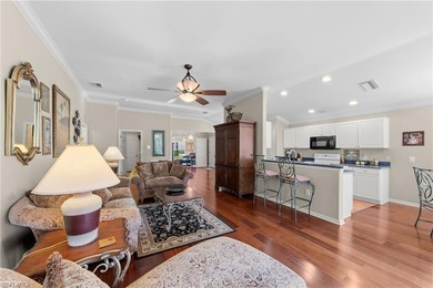 WELCOME to prestigious Colonial Country Club! This gorgeous - photo 16