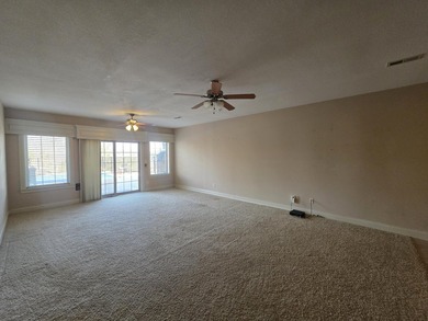 Spacious and full of value, this beautiful 3-bedroom with a 4th - photo 38