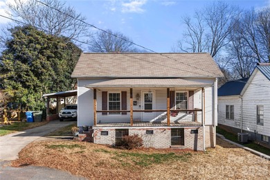 (private lake, pond, coastal) Home For Sale in Mooresville North Carolina