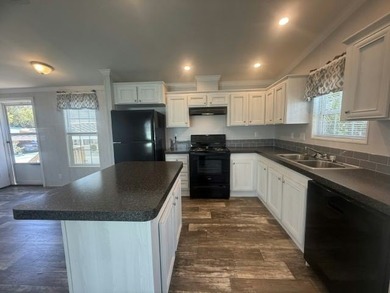 Quick Move In!! This spacious 2-bedroom, 2-bathroom home at 4125 - photo 6