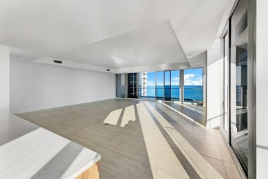 MOVE- IN READY! SELENE FORT LAUDERDALE'S NEWEST OCEANFRONT - photo 9