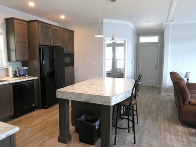 Additional listing photo 4