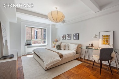 Filled with art deco charm and elegance 411 West End Avenue 9C - photo 4