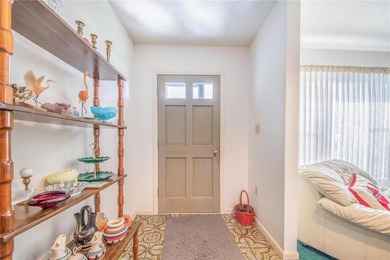 Welcome to this charming home located in the desirable community - photo 8