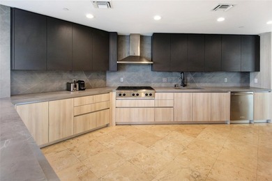 One of a kind multi-level penthouse with deeded ocean access - photo 12