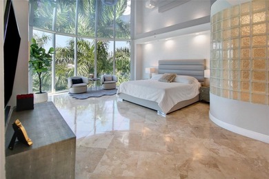 One of a kind multi-level penthouse with deeded ocean access - photo 17