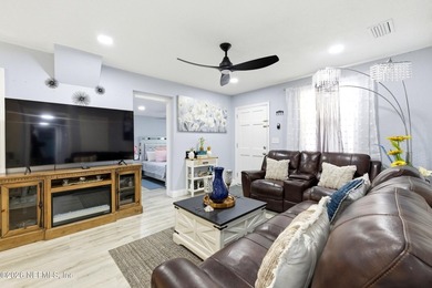 **update - NEW ROOF! 5/20/26*****A beautifully maintained home - photo 9