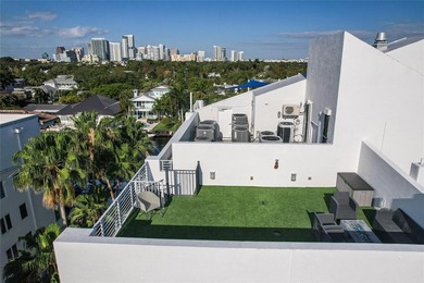One of a kind multi-level penthouse with deeded ocean access - photo 41