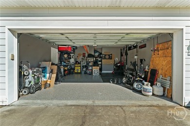 Welcome to this beautifully maintained 4-bedroom, 2.5-bath home - photo 50