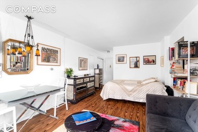 Motivated Seller of Best Priced Studio with unlimited subletting - photo 4