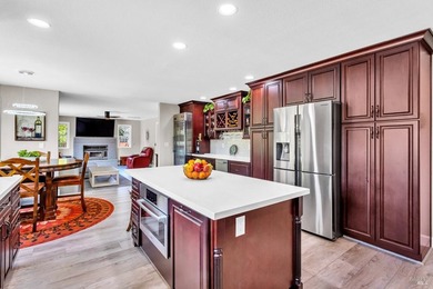 Spanning over 2,900 square feet this custom home delivers three - photo 7