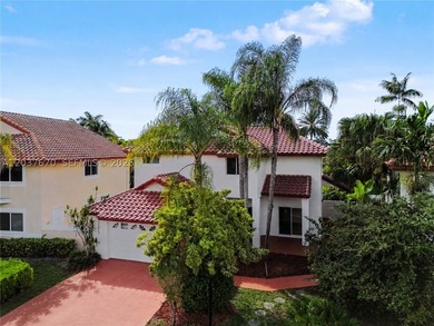 Welcome to this beautifully maintained 4-bedroom, 3-bathroom - photo 1