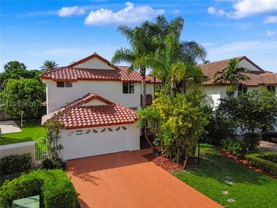 Welcome to this beautifully maintained 4-bedroom, 3-bathroom - photo 2